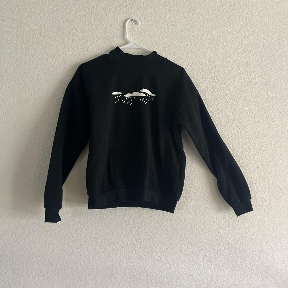 BLACK RAINY CLOUD SWEATSHIRT